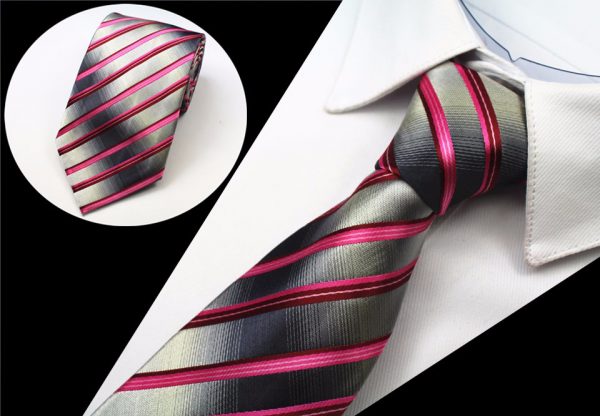 Spoločenská pánska kravata so vzorom v ružovo - sivej farbe