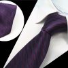 Spoločenská pánska kravata s vlnkami v bordovo-fialovej farbe