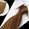 Spoločenská pánska kravata so zlatým vzorom