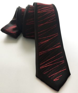 Luxusná viazanka v čiernej farbe s jemným červeným vzorom