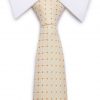 Kvalitná pánska kravata v pomarančovej farbe so vzorom