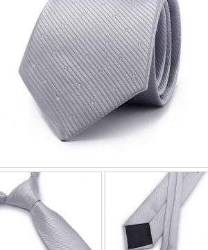 Kvalitná pánska kravata v strieborno-sivej farbe so vzorom