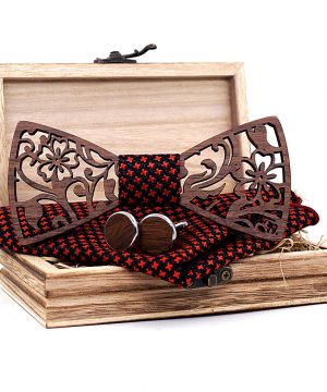 Prepracovaný reliéfny set - drevený motýlik + manžety + vreckovka