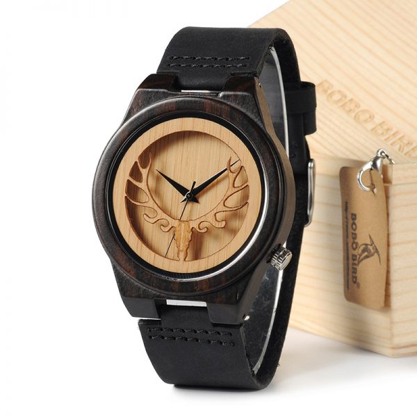 Luxusné drevené pánske hodinky v tmavej farbe s hlavou jeleňa