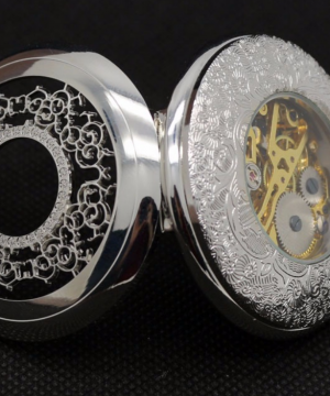 Prepracované pánske vreckové hodinky v luxusnom striebornom prevedení