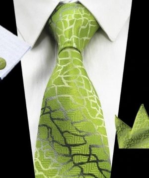 Pánsky kravatový set - kravata + manžety + vreckovka so zeleným vzorom