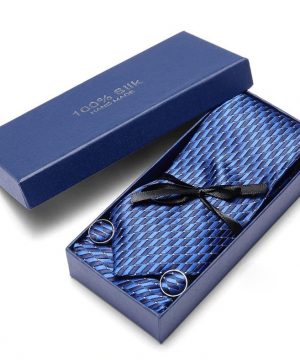 Pánsky darčekový set - kravata + manžety + vreckovka s modrým vzorom