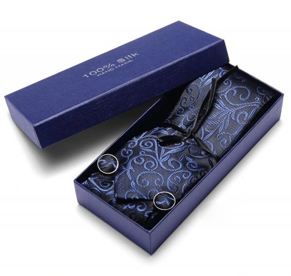 Pánsky darčekový set - kravata + manžety + vreckovka s tmavo-modrým vzorom