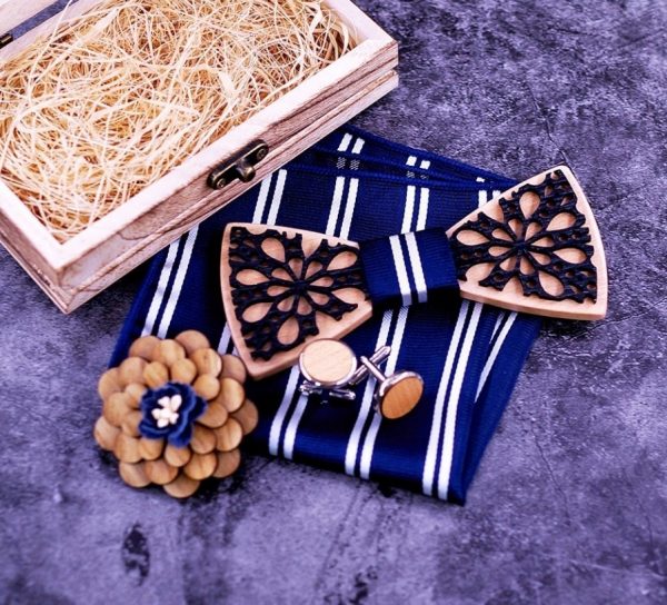 Dvoj-vrstvový drevený set - drevený motýlik+brošňa+manžety+vreckovka