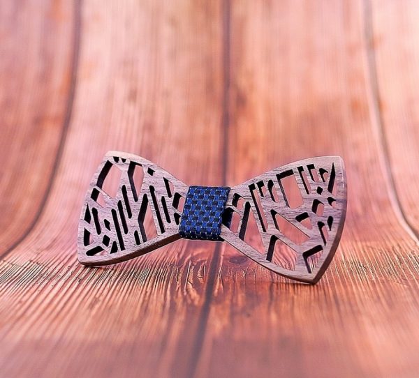 Reliéfny motýlikový set - drevený motýlik+brošňa+manžety+vreckovka