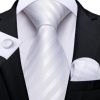 Pánska kravatová sada s gombíkmi a vreckovkou s bielymi pásikmi