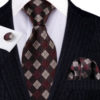 Moderná kravatová sada s hnedo - bordovým károvaním
