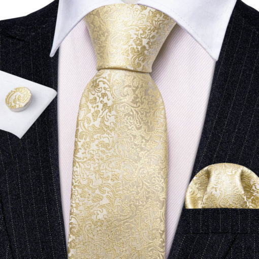 Moderná kravatová sada so zlatým ornamentom
