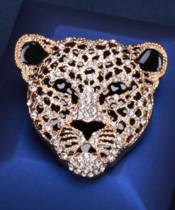 Prepracovaná brošňa v tvare zlatého leoparda