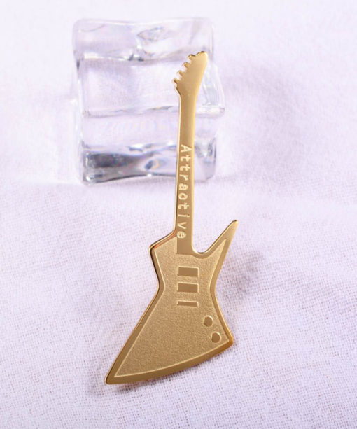 Kreatívna brošňa na šaty v zlatej farbe - elektrická gitara ATTRACTIVE