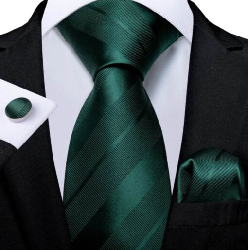 Kravata s vreckovkou a gombíkmi - pánsky set so zelenými pásmi