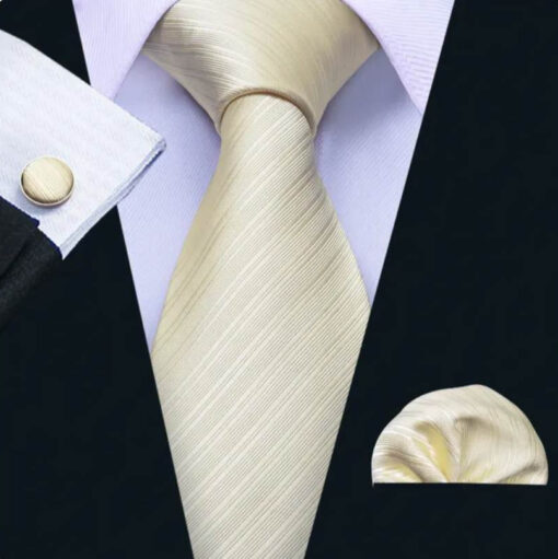 Pánsky kravatový set s krémovým vzorom s gombíkmi a vreckovkou